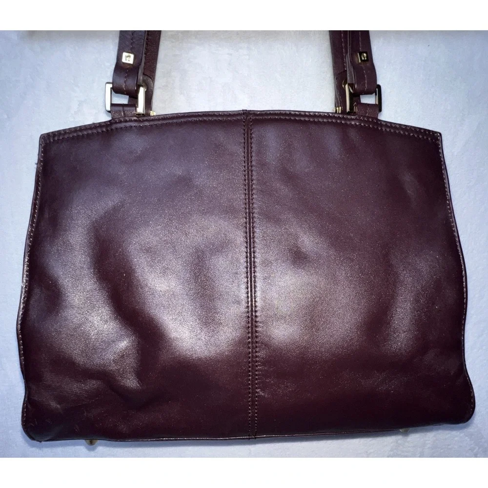 Aigner Shoulder Purse Burgundy Bag Handbag Classic Logo Charm Work‎